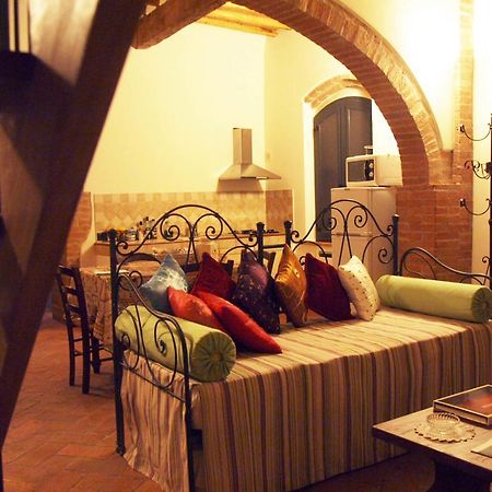La Fornace Di San Galgano Villa Frosini Екстериор снимка