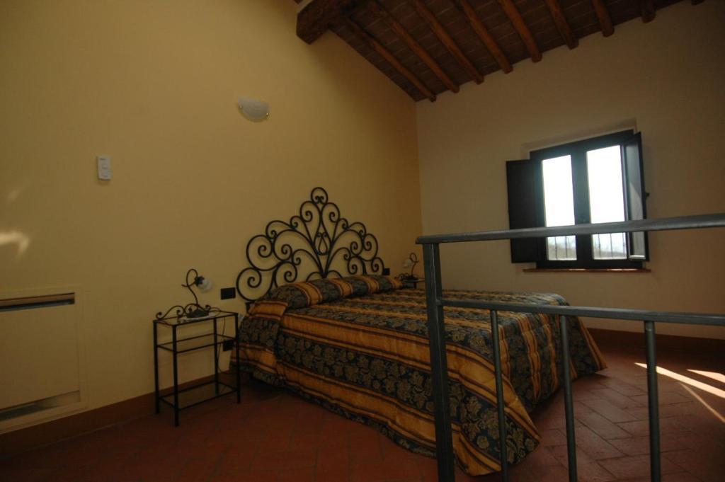 La Fornace Di San Galgano Villa Frosini Стая снимка